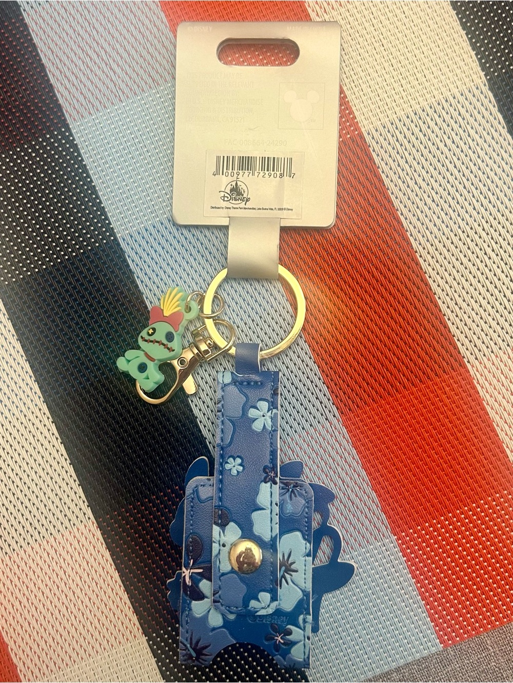 NWT β¨ Disney Stitch & Angel Sanitizer Holder Keychain - Picture 2 of 2